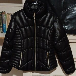 WOMENS  BCBG PUFFER JACK  NEW WITH TAGS